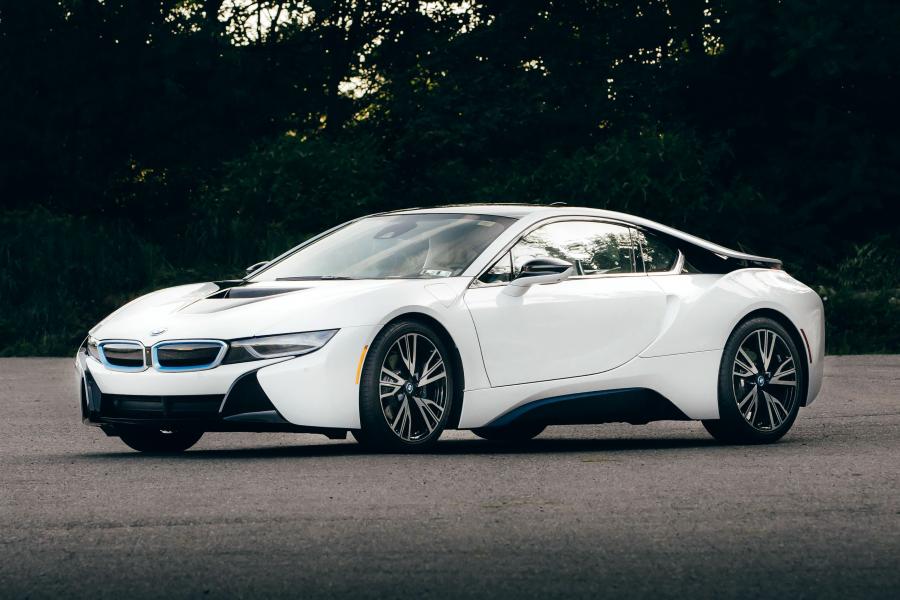  BMW i8 (I12) 2014 года  (NA) (фото 7 из 23)